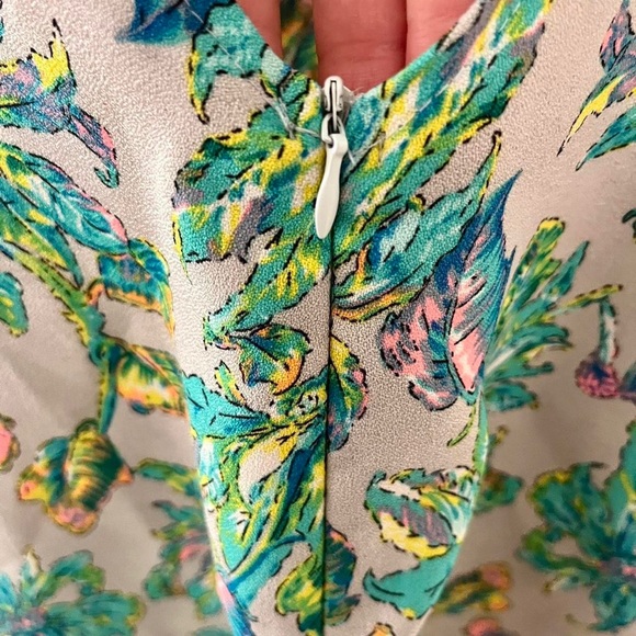 Mika & Gala Floral Romper NWOT - Picture 10 of 12